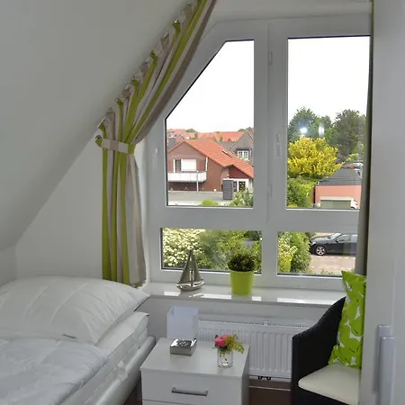 Steuerbord הורומרזיל